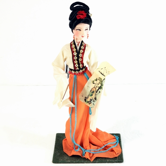 Vintage Japanese Geisha Oriental Doll On Stand Traditional Dress Holding Scroll - Picture 8 of 12